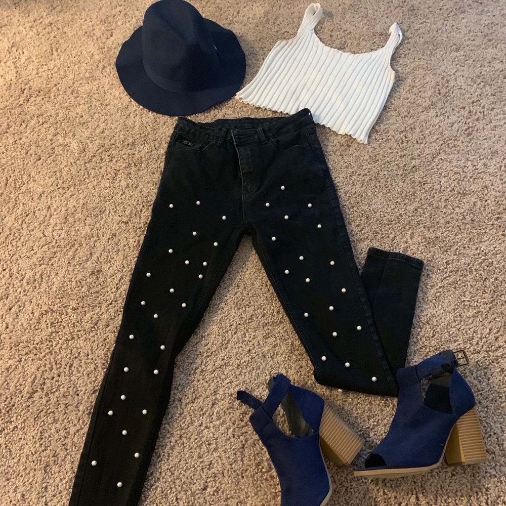 Black high waisted pearl studded jeans